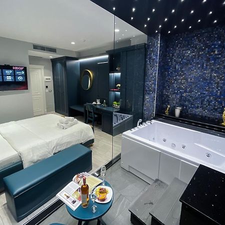 White Crown Hotel Kamez ภายนอก รูปภาพ