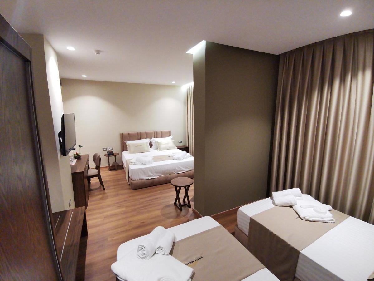 White Crown Hotel Kamez ภายนอก รูปภาพ