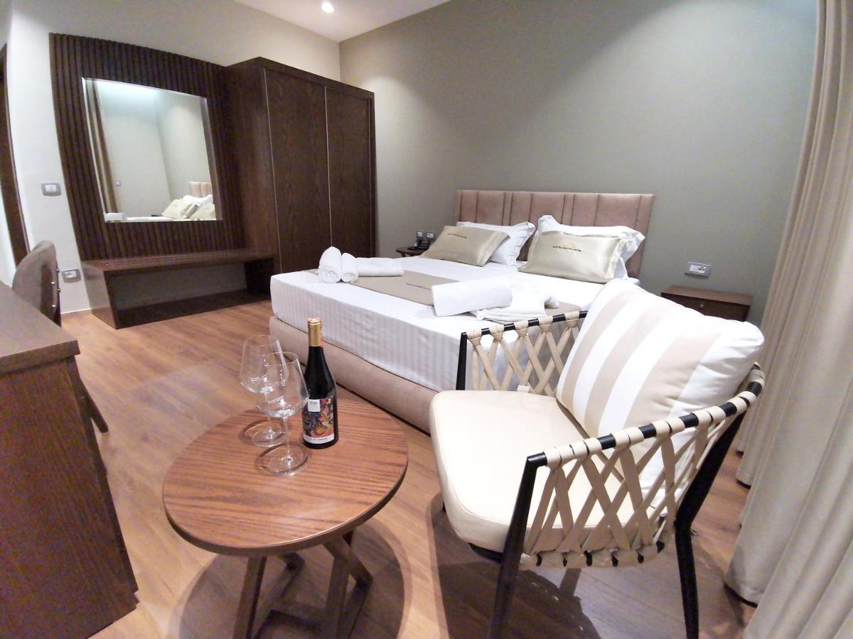 White Crown Hotel Kamez ภายนอก รูปภาพ