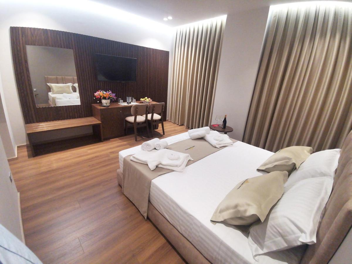 White Crown Hotel Kamez ภายนอก รูปภาพ